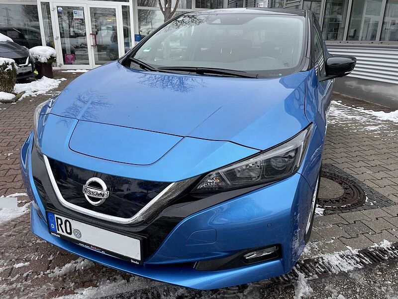 Nissan Leaf 10 40 kWh 150 PS ZE1 (*NAVI*SHZ*LED*)